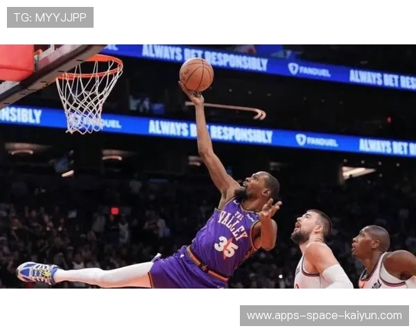 快船后防链路训练，防守补位更及时