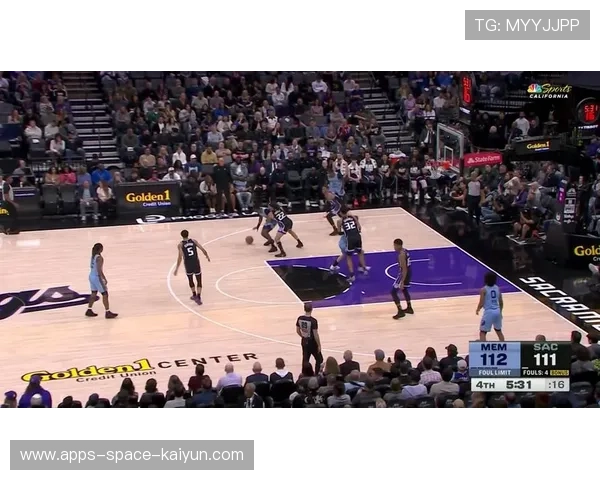 勇士关键回合抢断，反击上篮锁住胜利